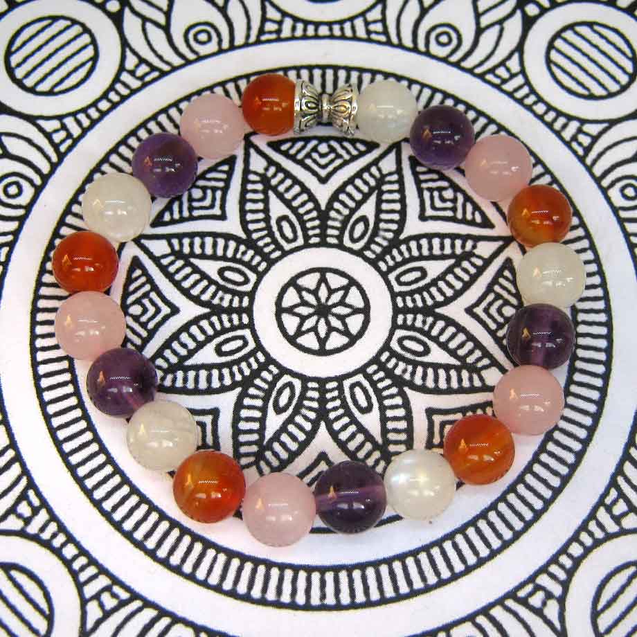 Bracelet en pierres naturelles Cornaline, Quartz rose, Améthyste et pierres de lune