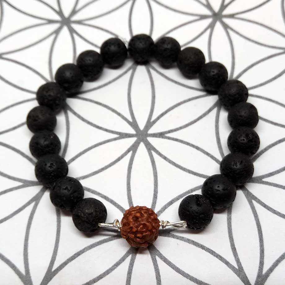 Bracelet en pierres de lave et graine de Rudraksha
